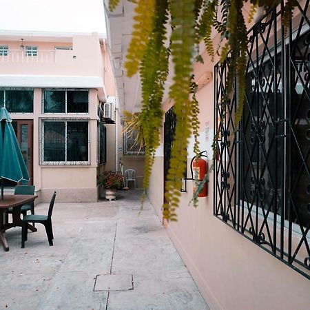 Urdesa Suites Hotel Guayaquil Exterior photo